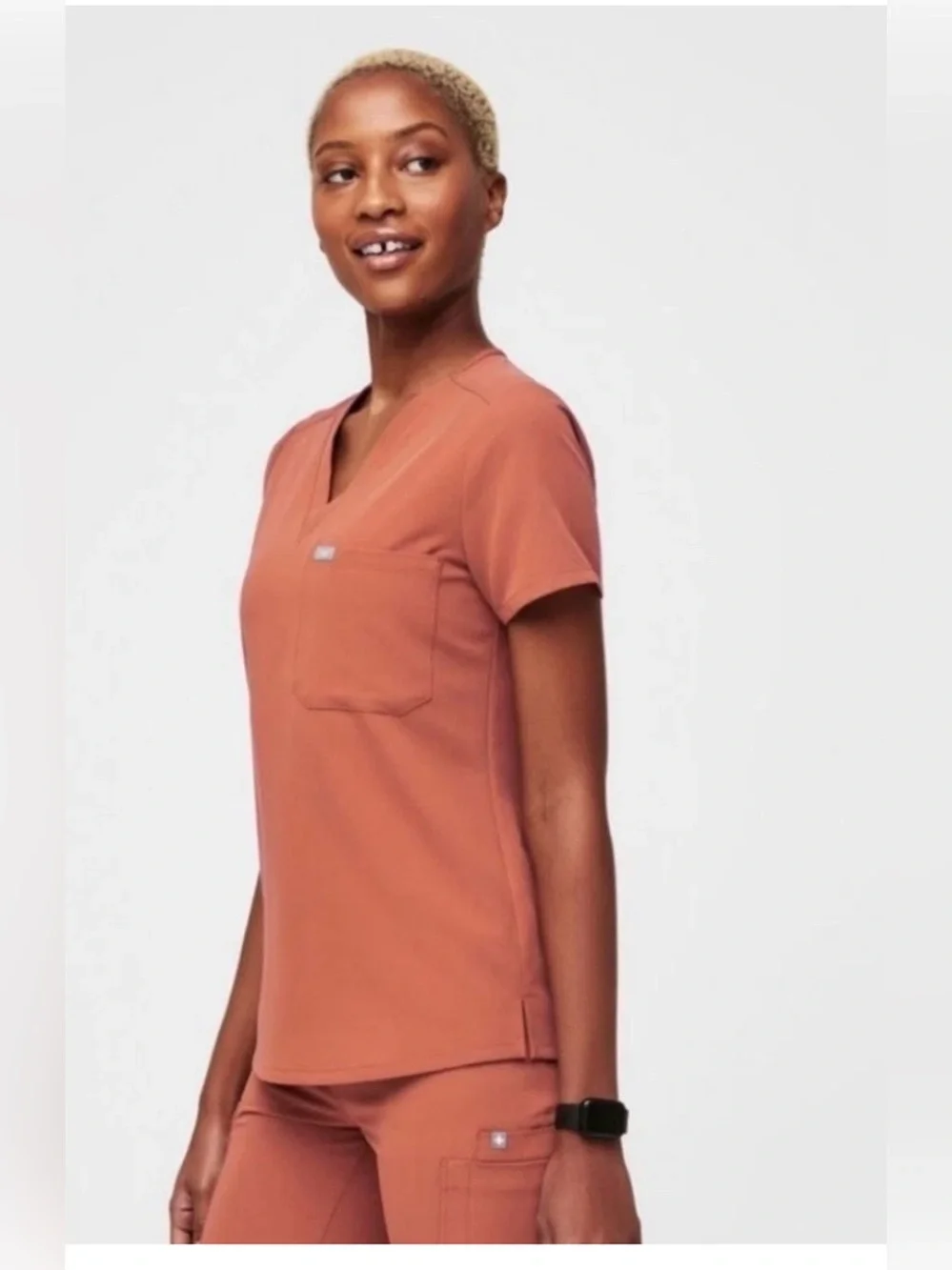 Figs Catarina One-Pocket in Terracotta Short Sleeve Scrub Top Size XS/P